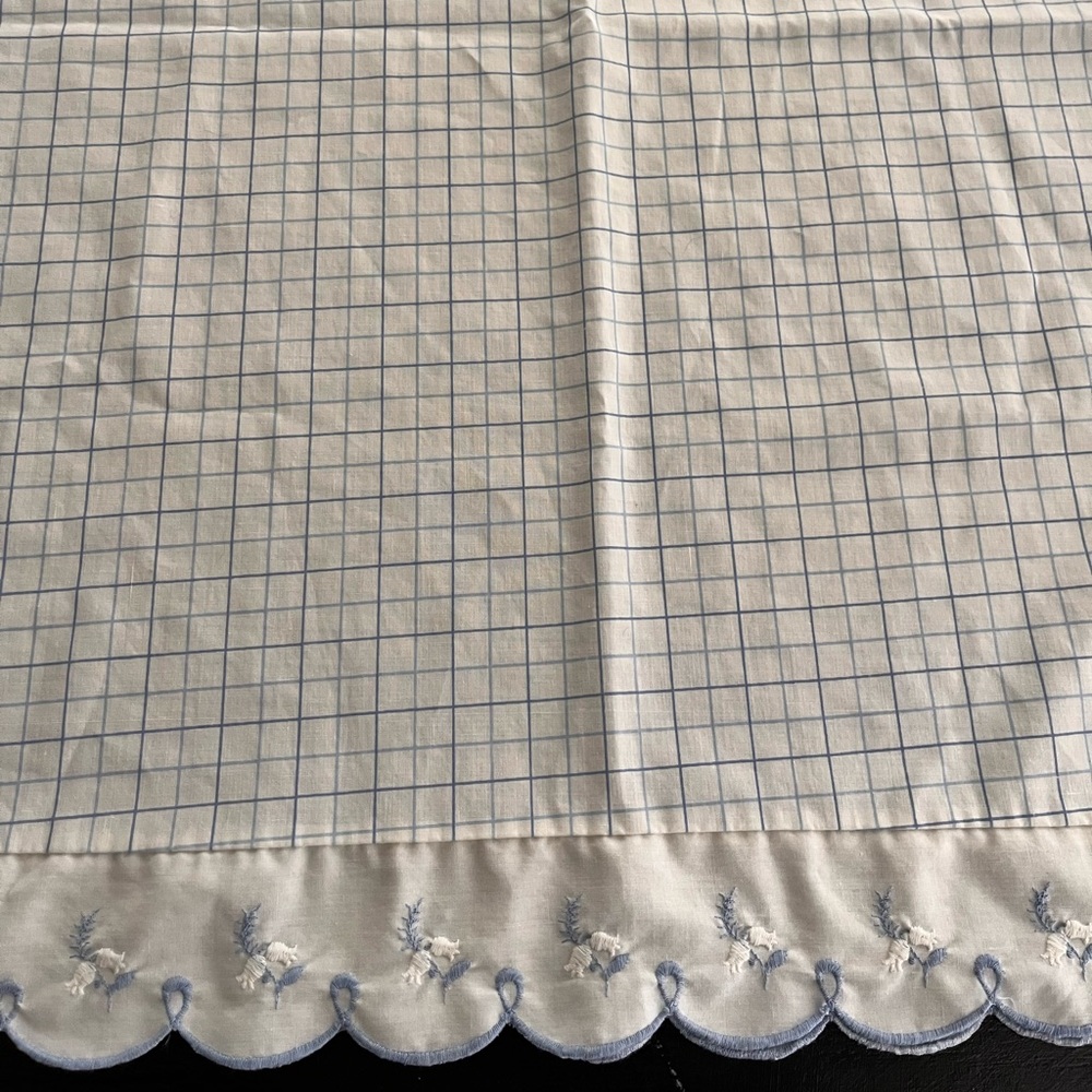 2 Vintage St Mary’s Percale Embroidered Pillowcases - Picture 13 of 15